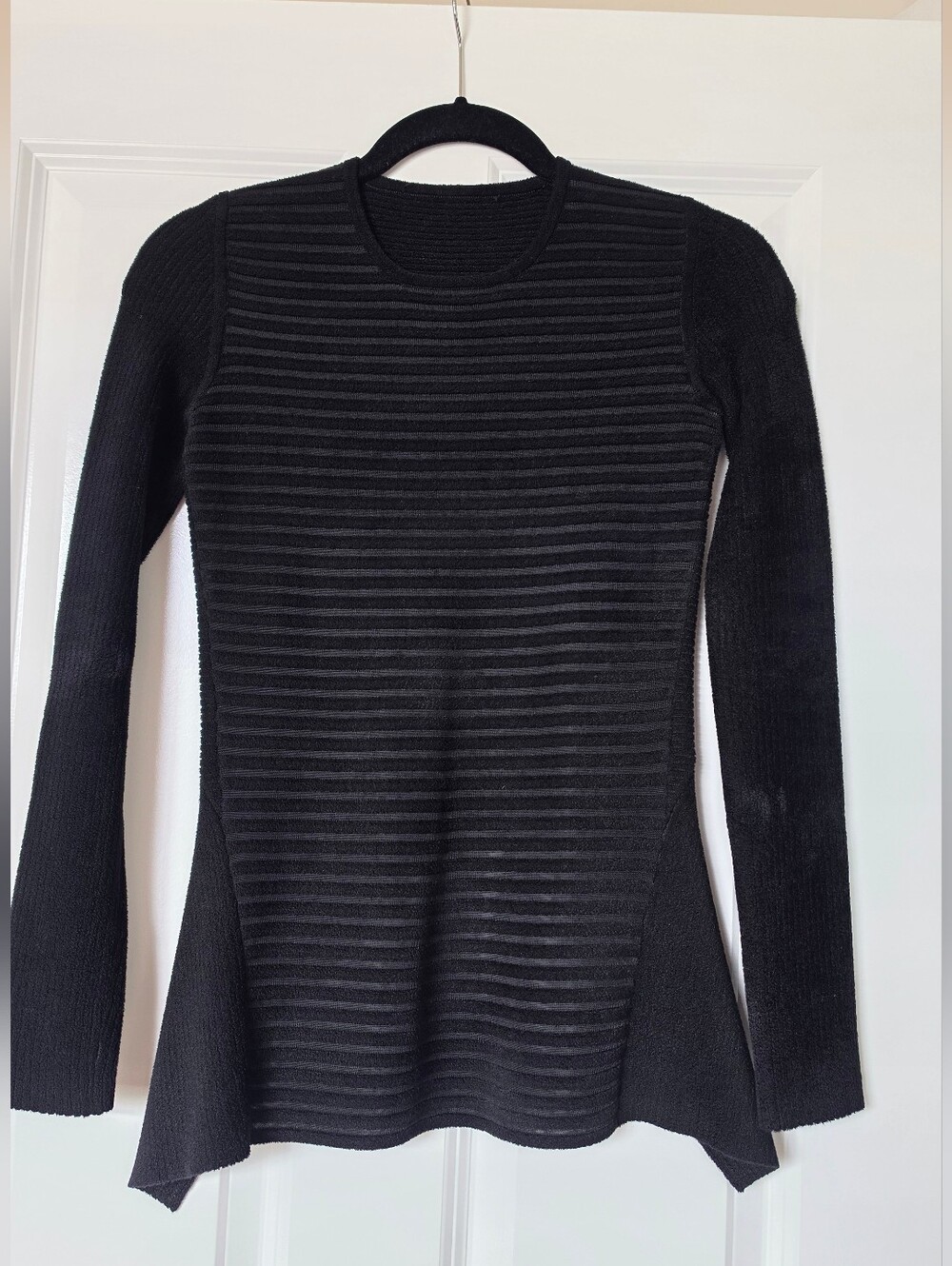 Alexander Wang Women's Black Ribbed Long-Sleeve Sweater. Small.
